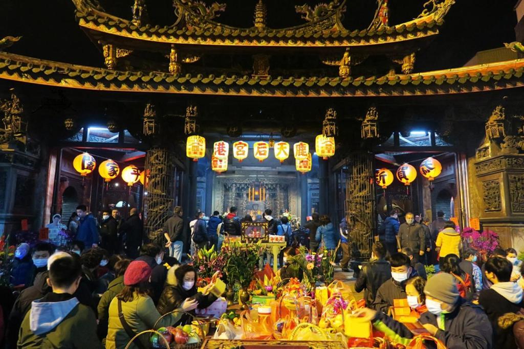Lu-Kang Traveler Inns Lukang Bagian luar foto